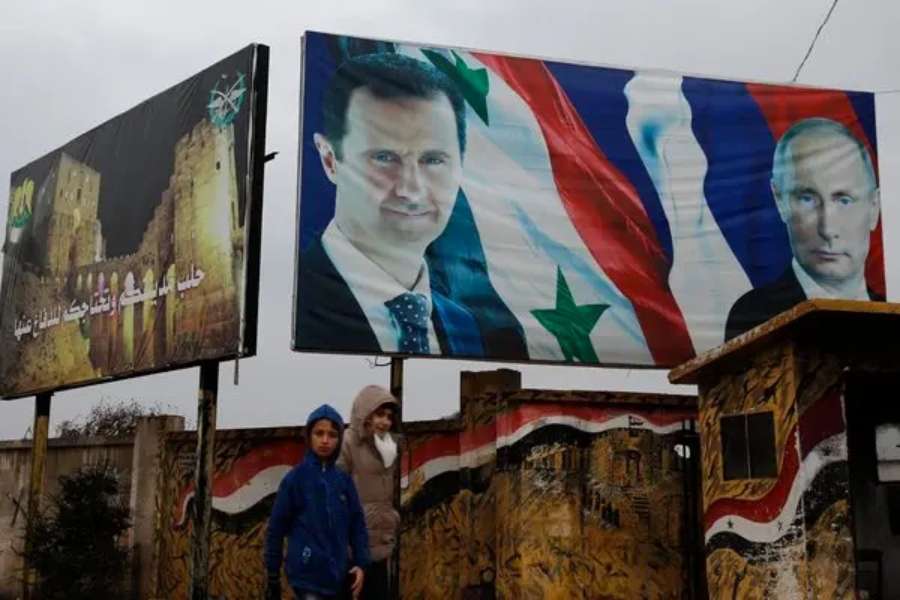 El hecho de que Assad y su familia hayan buscado asilo en Mosc aade otra capa de complejidad a la situacin