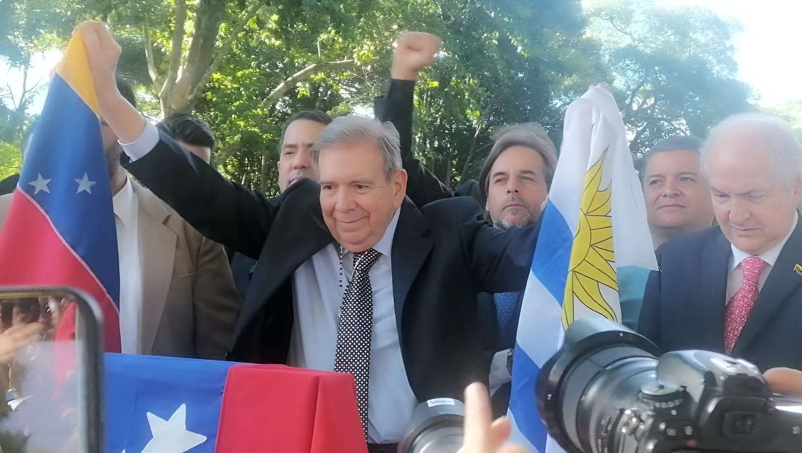 Edmundo González en Uruguay