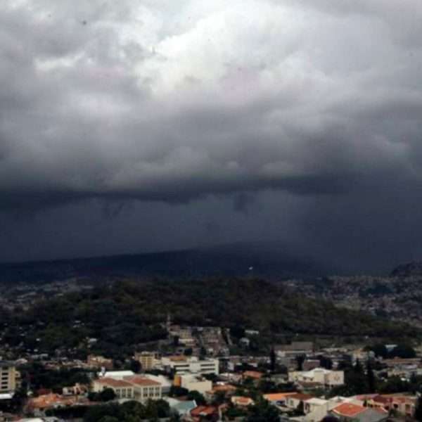 Inameh, ondas tropicales, clima Venezuela, pronostico del tiempo, lluvias en Venezuela, Guayana Esequiba, reporte meteorologico