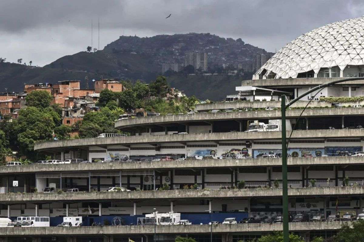 OVP | Custodia del DGCIM y SEBIN continúa en manos de policías opresores sin capacitación Presos Políticos extranjeros