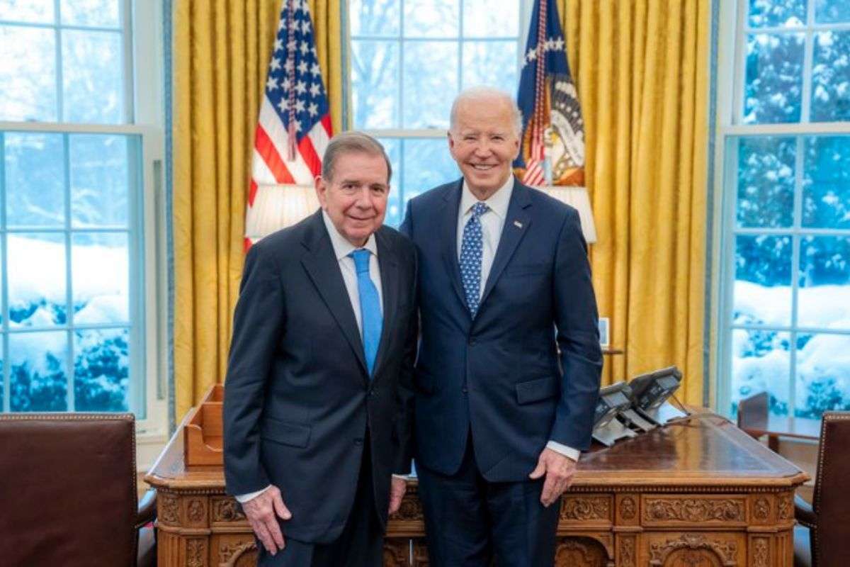 Biden se reune con González Urrutia y exige transferencia pacífica en Venezuela