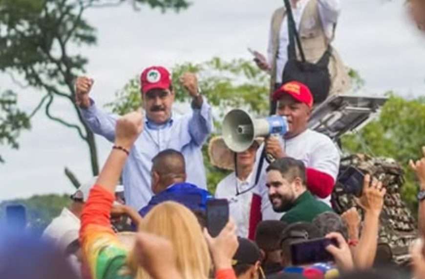 Sebastiana Barráez | El temor del régimen ante la jura ilegítima de Nicolás Maduro: planifica movilizar a miles de personas que reciben beneficios de dineros estatales