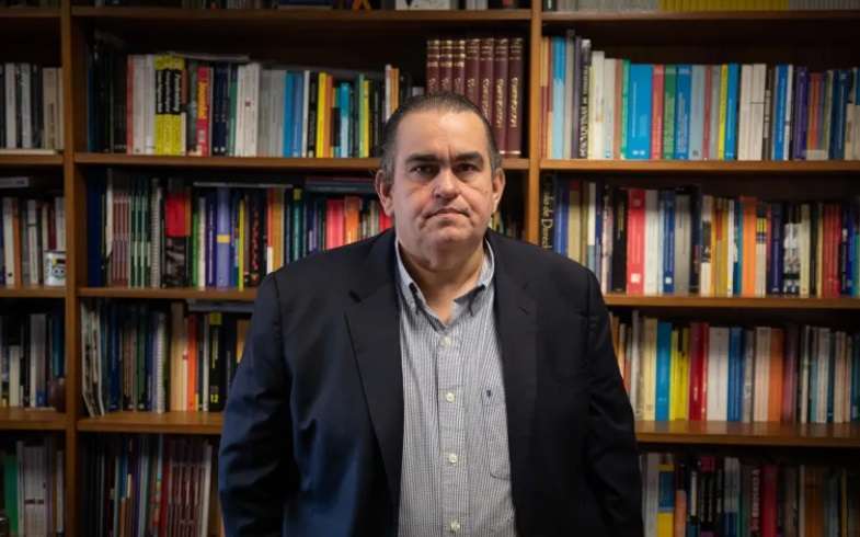 Denuncian detención del periodista Carlos Correa, director de la ONG Espacio Público