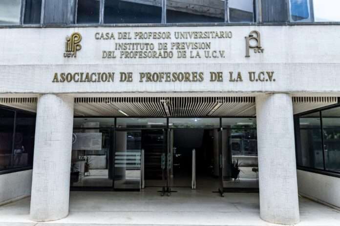 Asociación de Profesores de la UCV exige respeto a la Constitución y la liberación de presos políticos