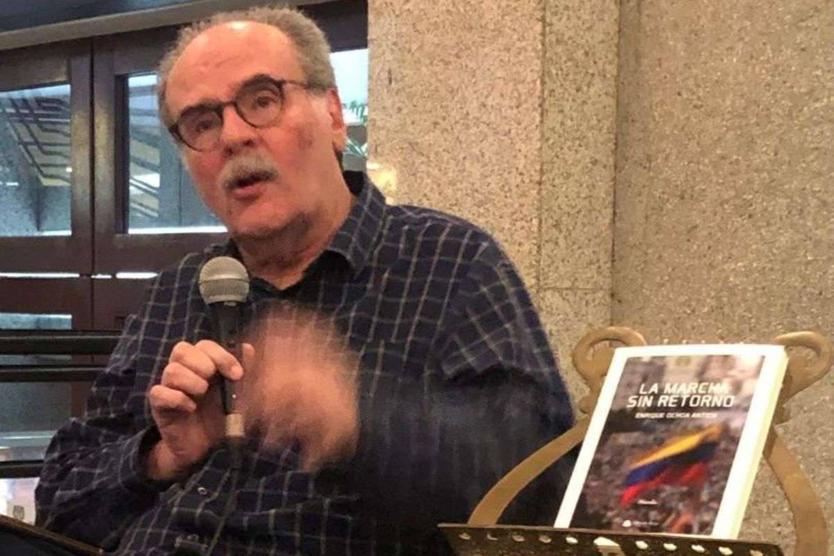 Enrique Ochoa Antich | La Marcha sin Retorno