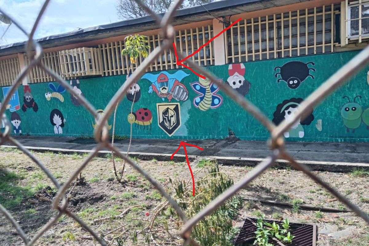 Proselitismo y adoctrinamiento preescolar mural en el Estado Bolívar
