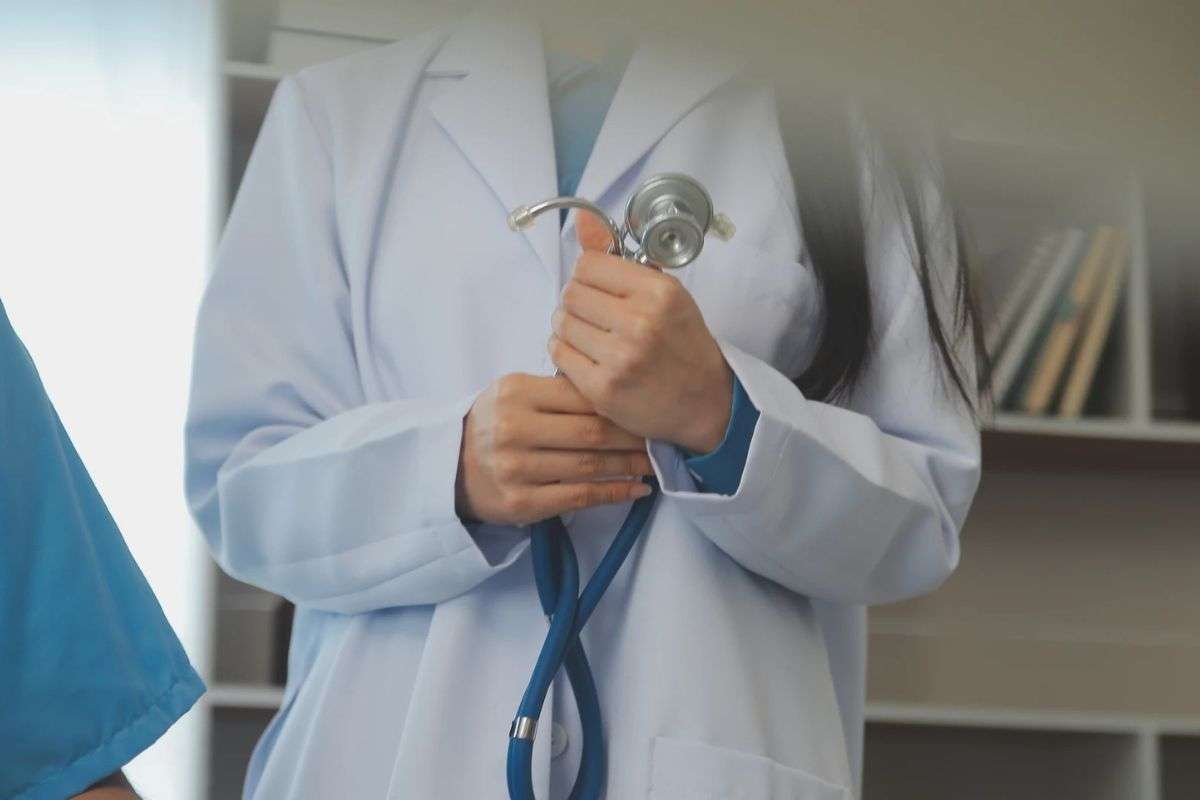 Douglas Zabala | Médicos en tiempos de crisis