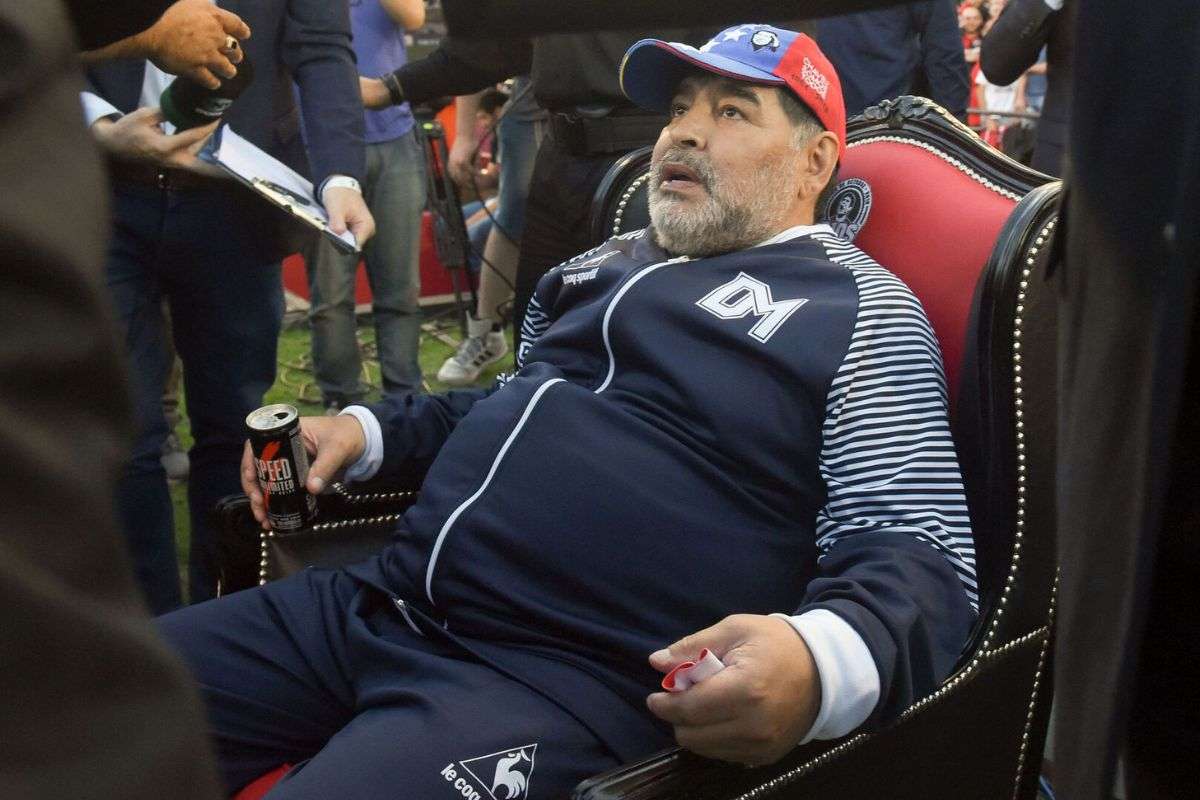 Médicos revelan causas tras la muerte de Maradona en 2020