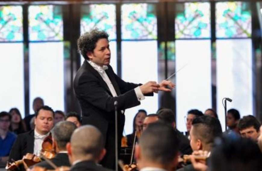 Gustavo Dudamel revoluciona la Ópera con Beethoven en signos