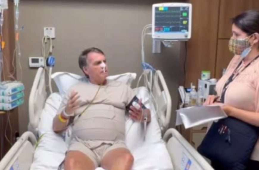 Jair Bolsonaro recibe notificación judicial en plena recuperación tras cirugía