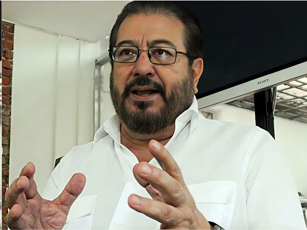 Julio César Bello Pineda retiró su candidatura a la gobernación de la Guayana