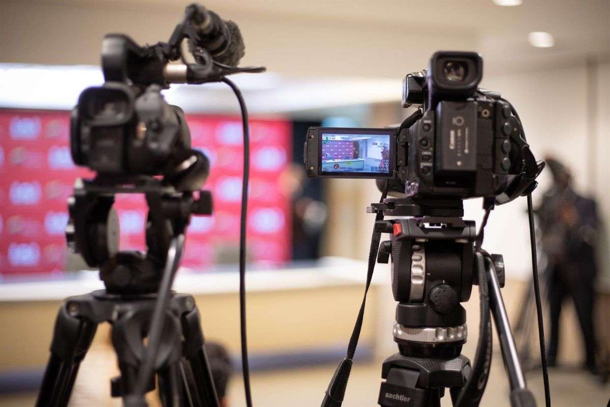 SNTP alerta: 35 periodistas judicializados en Venezuela
