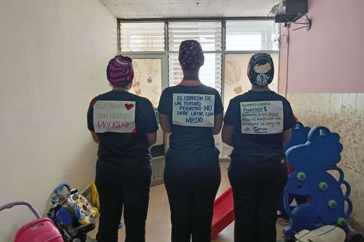 Médicos Unidos de Venezuela rechaza la estigmatización de los profesionales de la salud, responsabilizados injustamente por la crisis sanitaria