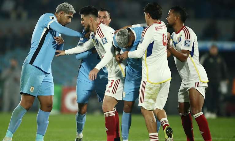 La Vinotinto tropieza en Montevideo y Bolivia acecha el repechaje