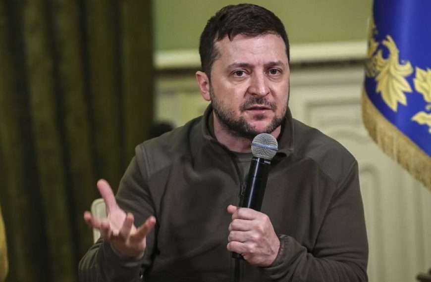 Zelensky invitado a la reunión de la OTAN