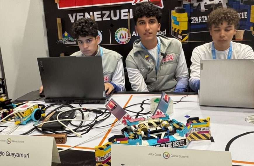 Equipo venezolano de adolescentes triunfa en concurso internacional de robótica