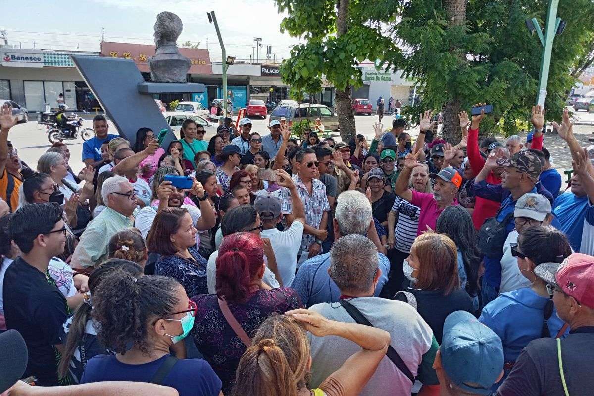 Lara | Trabajadores del Municipio Palavecino declaran asamblea permanente por incumplimiento de pagos por parte de la Alcaldía