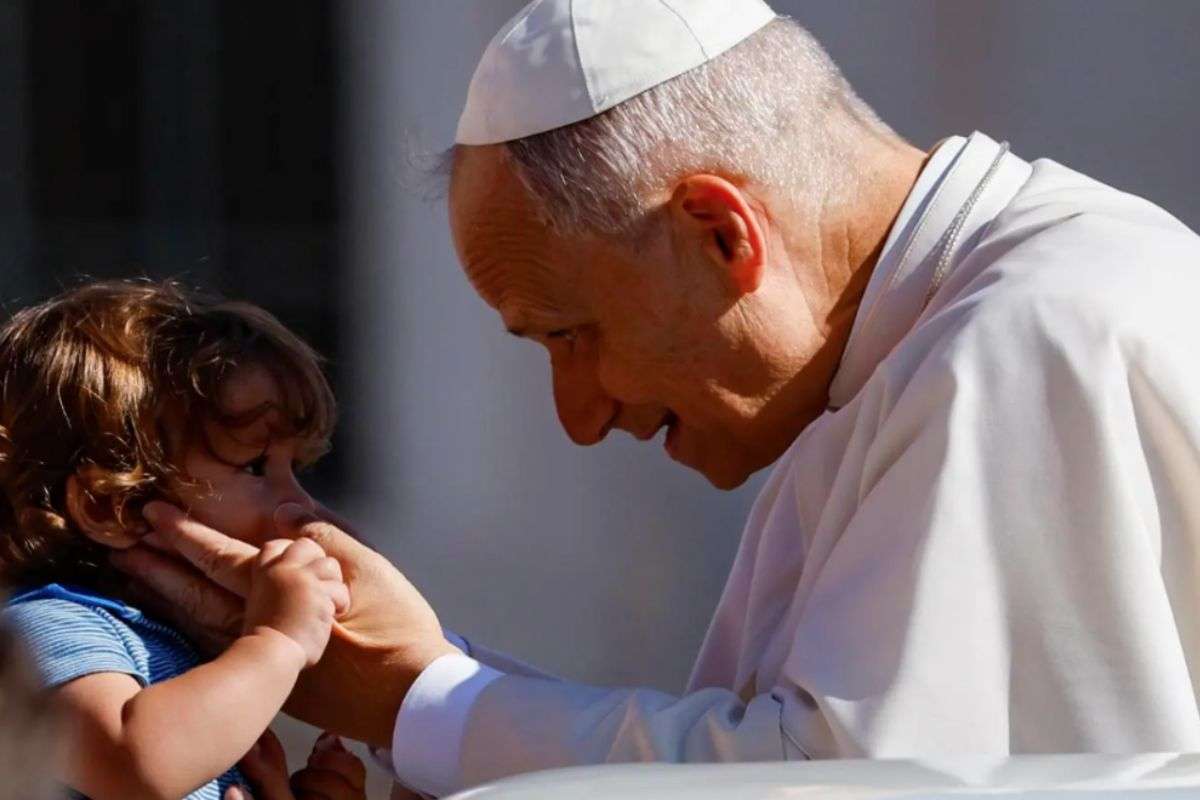 Papa León XIV alerta: "Redes Sociales enferman a la sociedad"