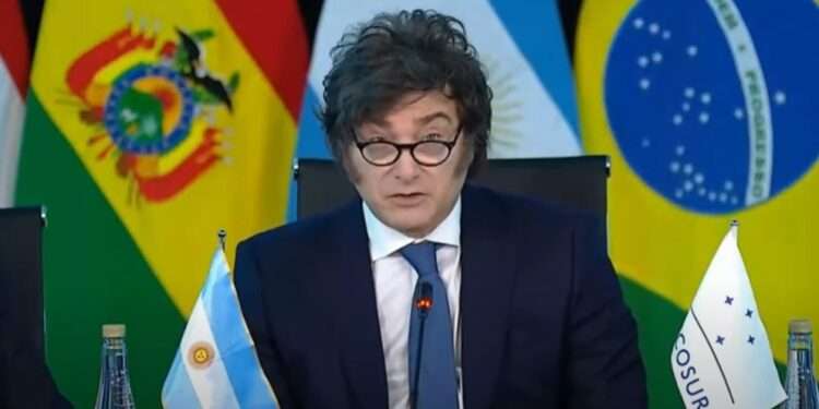 Suprema de Brasil prohíbe a Javier Milei visitar a Jair Bolsonaro en su prisión domiciliaria
