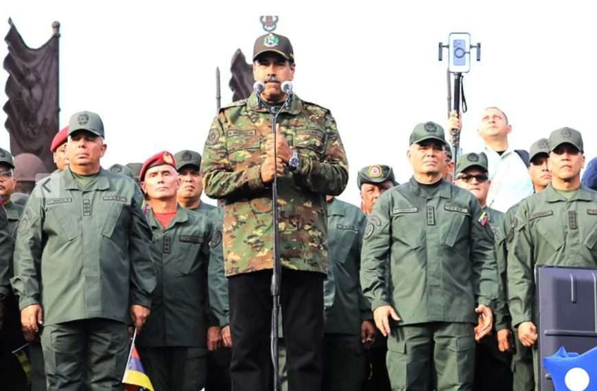 Sebastiana Barráez | Militares retirados de Venezuela pidieron al Ejército defender la Constitución frente al régimen de Maduro: “La patria nos necesita”