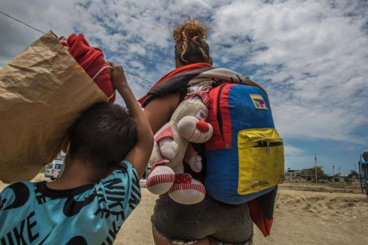 Venezuela y Colombia avanzan en agenda conjunta para proteger niños y adolescentes migrantes