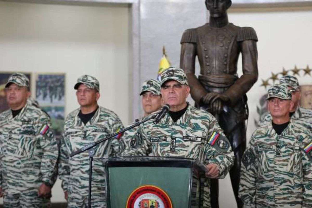 Vladimir Padrino López defiende la movilización de la Milicia como una “movilización voluntaria del pueblo” venezolano