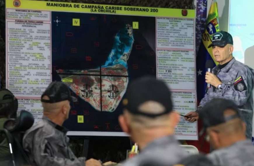 Sebastiana Barráez | Maniobras militares de Venezuela en La Orchila: un pase a la ofensiva ante la debilidad que demostraba la Fuerza Armada