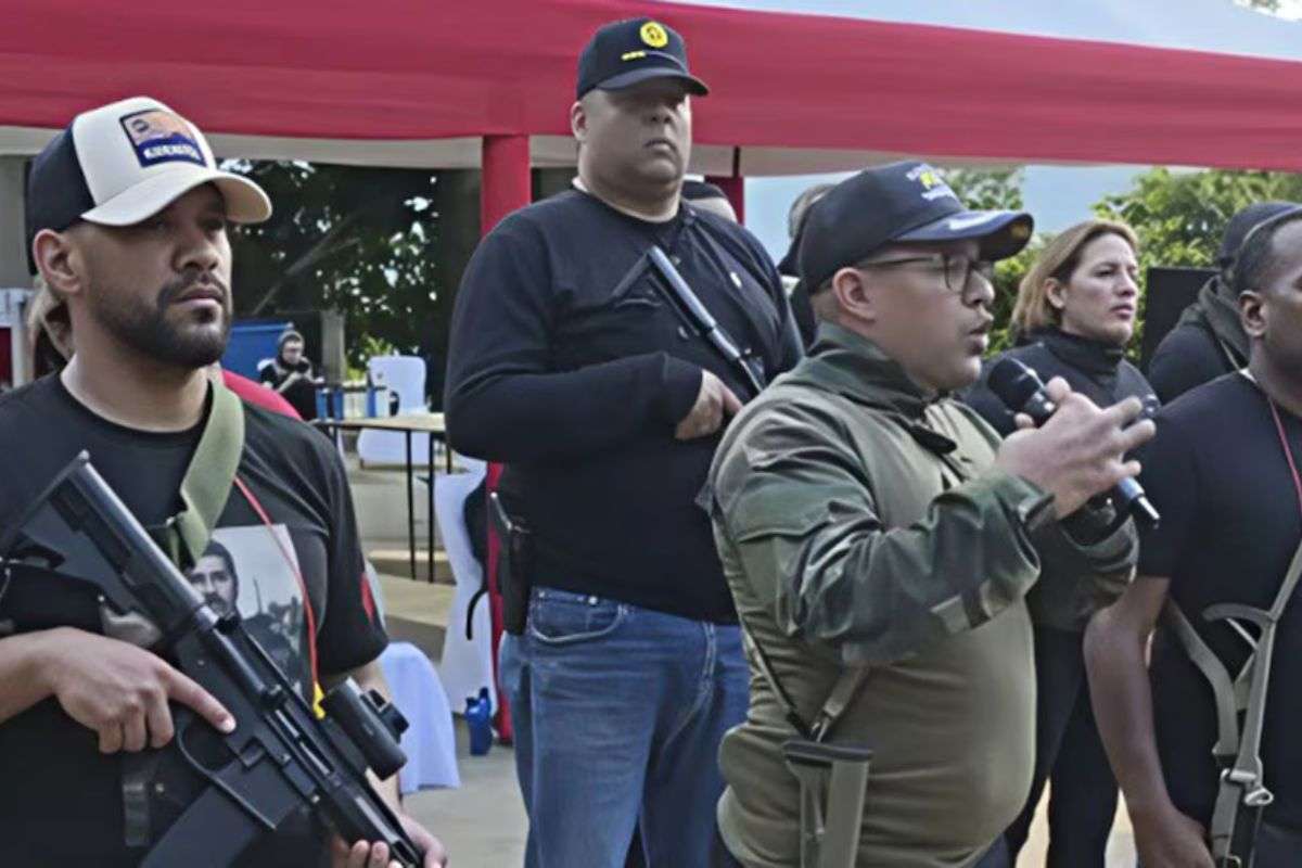 Sebastiana Barráez | El poderoso grupo del jefe de gobierno de Caracas que controla 150 edificios y ahora tiene armas de guerra