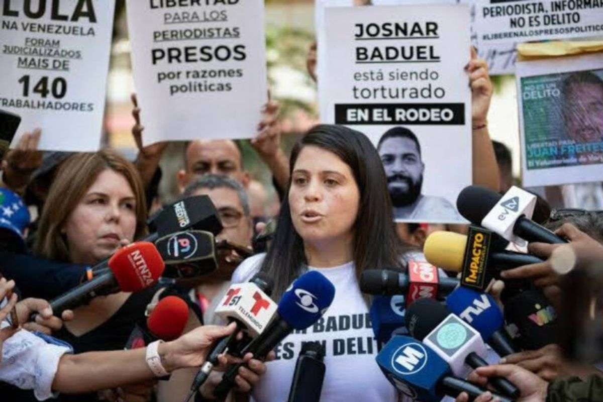 Preso político Josnars Baduel recibió una visita familiar y medicamentos tras 41 días en aislamiento