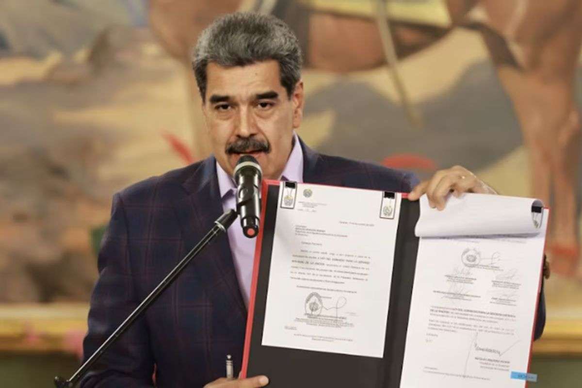 Sebastiana Barráez | Nicolás Maduro activó los “Comandos para la Defensa”, y aseguró: “Si nos toca, iremos a la lucha armada”