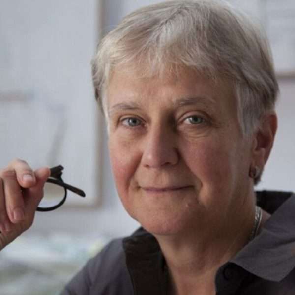 Venezolana Verónica Jaffé gana Premio Casa de América de Poesía