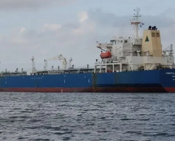 Sanciones de Estados Unidos paralizan 17,5 millones de barriles de petróleo en las costas de Venezuela