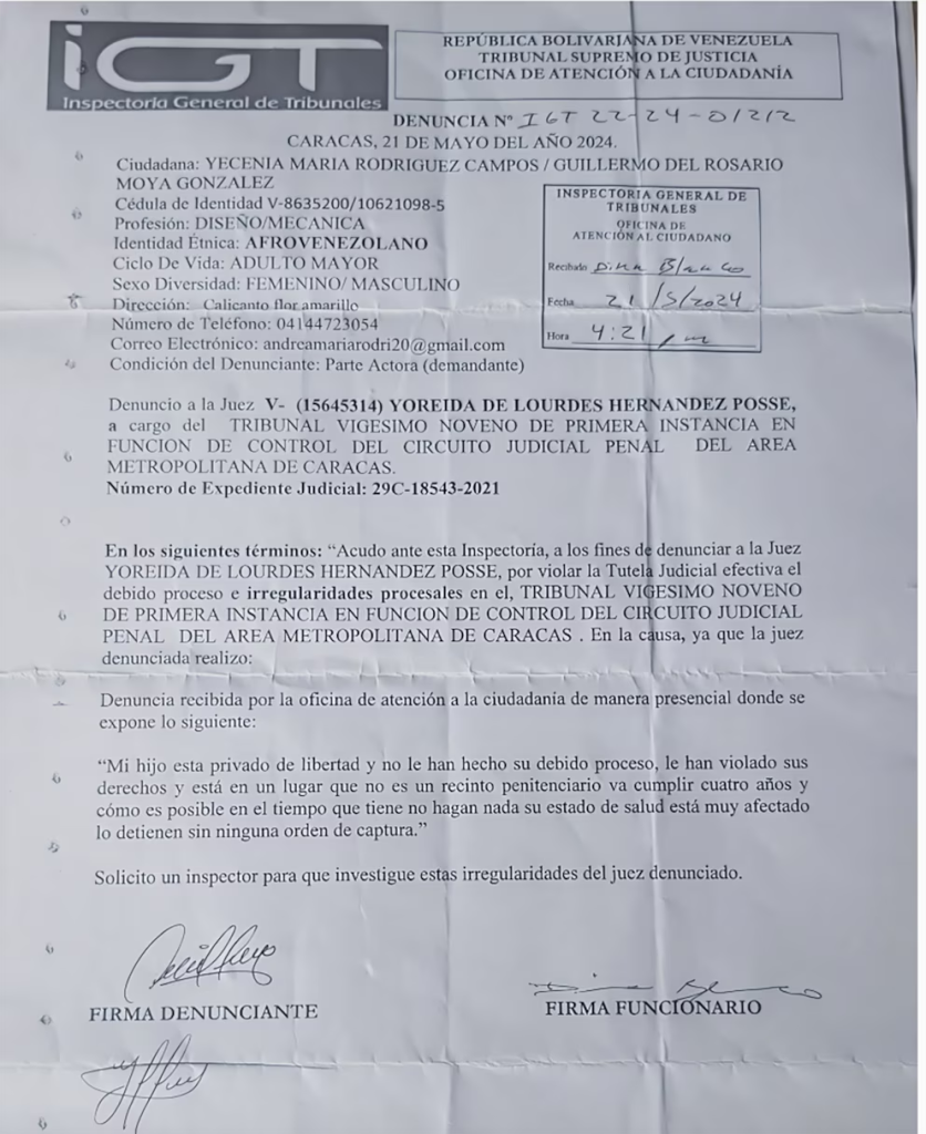 La denuncia que Yecenia María Rodríguez Campos, madre de Juan Cumaná, hizo en la Inspectoría de Tribunales contra la juez Yoreida de Lourdes Hernández Posse