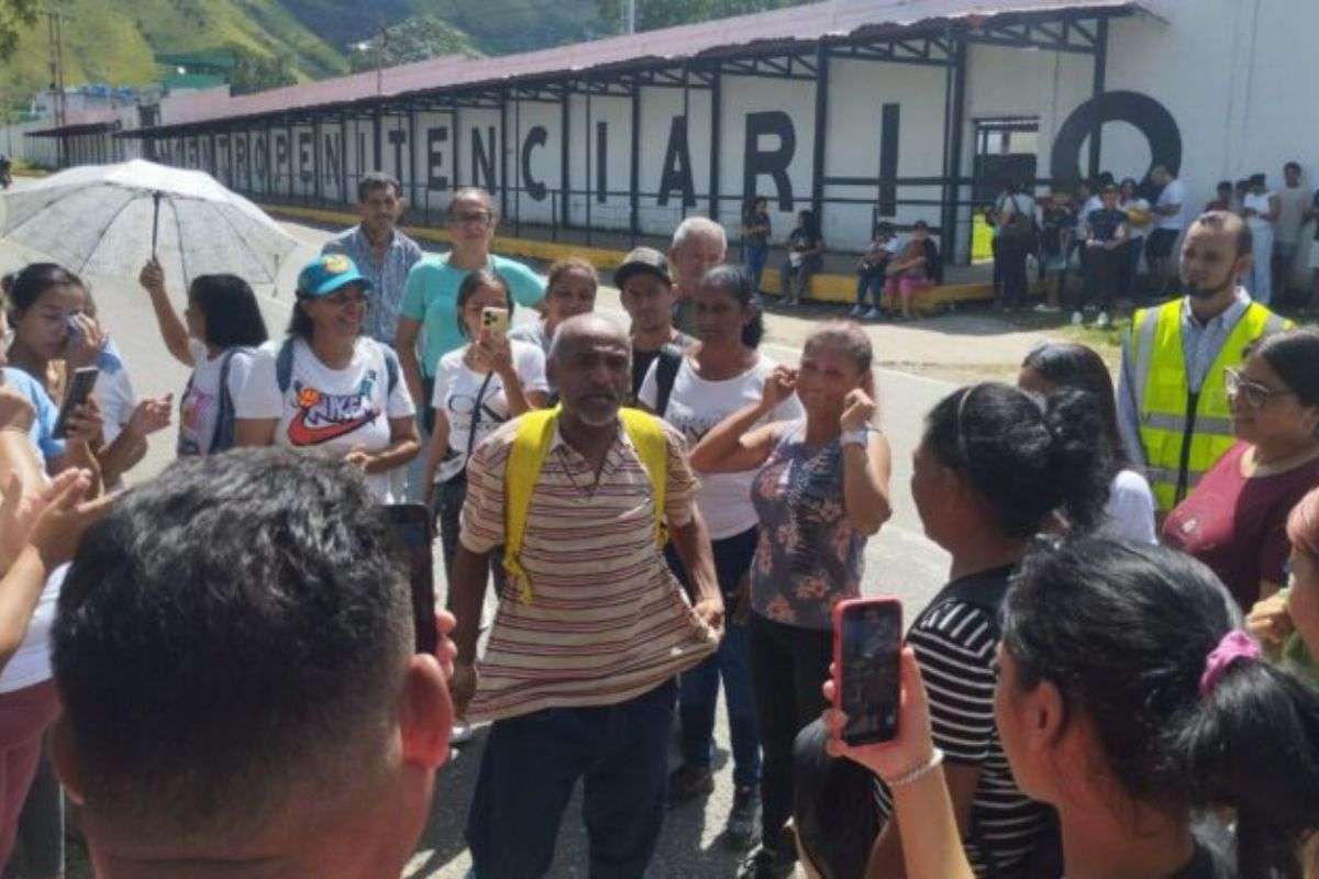 La "lotería" de la libertad: ONG alerta sobre exclusiones en cárceles venezolanas