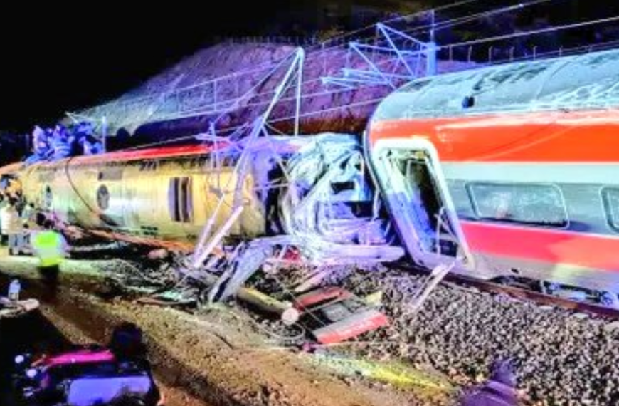 Trenes descarrilados España