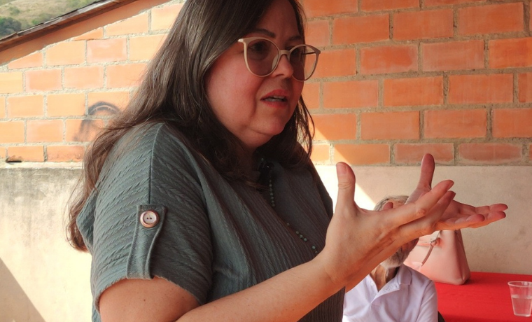 Andrea Tavares de La Causa R, sale de la clandestinidad tras 18 meses y exige celeridad en la Amnistía