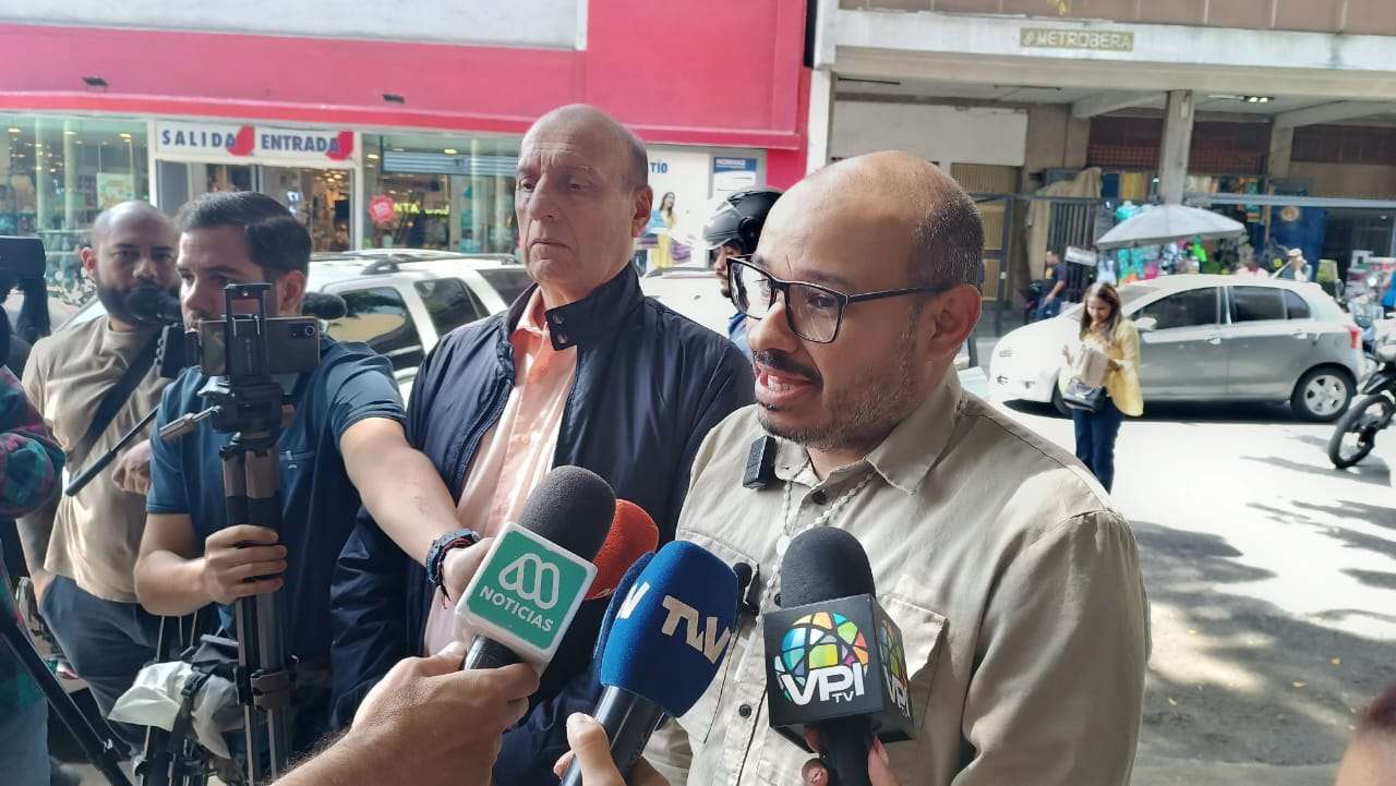 Carlos-Julio-Rojas