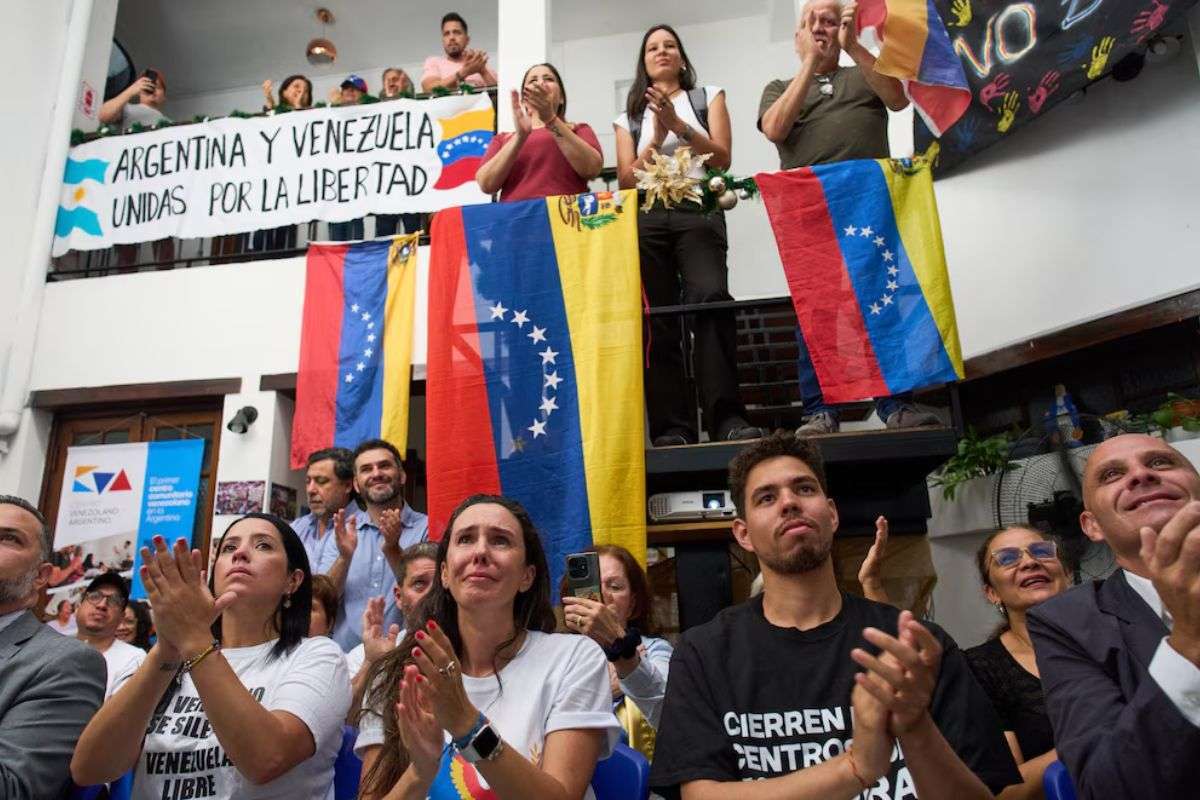 Sebastiana Barráez | Cómo funciona el aparato represivo transnacional del régimen chavista contra los venezolanos en el exilio