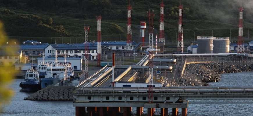 #Reuters | Las refinerías indias evitan el petróleo ruso para impulsar un acuerdo comercial con EE. UU
