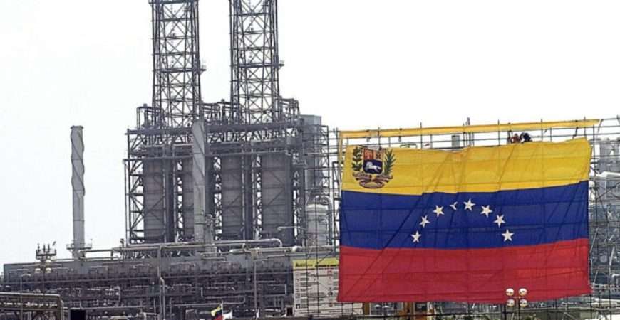 Reuters | Enviado de Estados Unidos asegura seguir en “negociaciones activas” para facilitar venta de petróleo venezolano a India