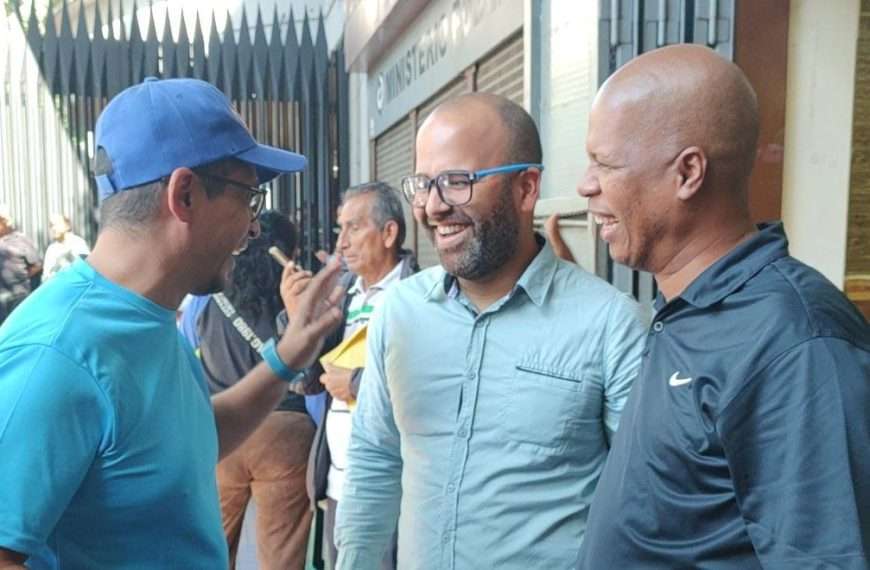 Dirigentes y expresos políticos exigen discusión abierta sobre la ley de Amnistía desde el Palacio de Justicia
