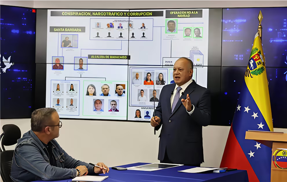 El ministro del Interior, Diosdado Cabello, presentó la Operación Relámpago del Catatumbo, con la detención de varios alcaldes y militares