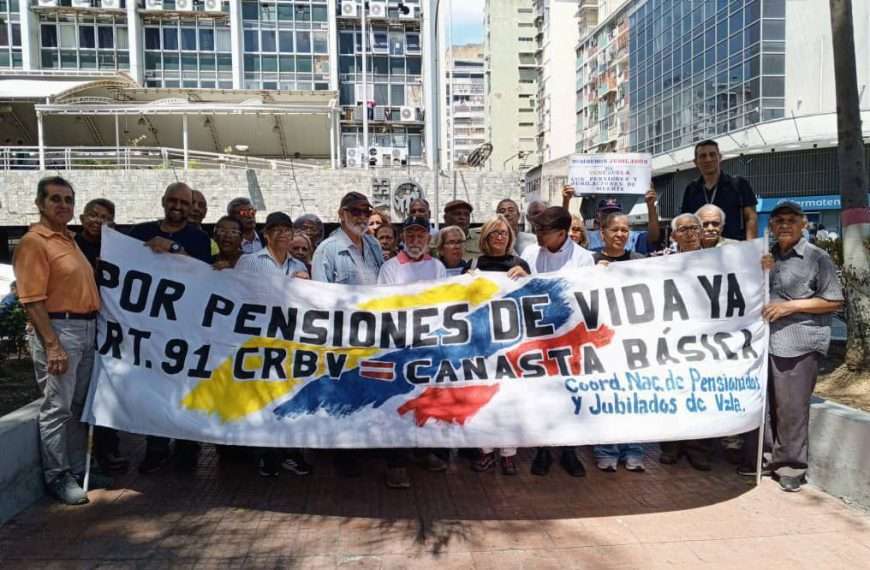 Jubilados marchan este 12 de marzo por una vida digna y salud