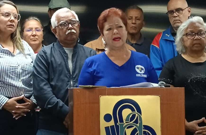 Ana Yanez trabajadores salario bono