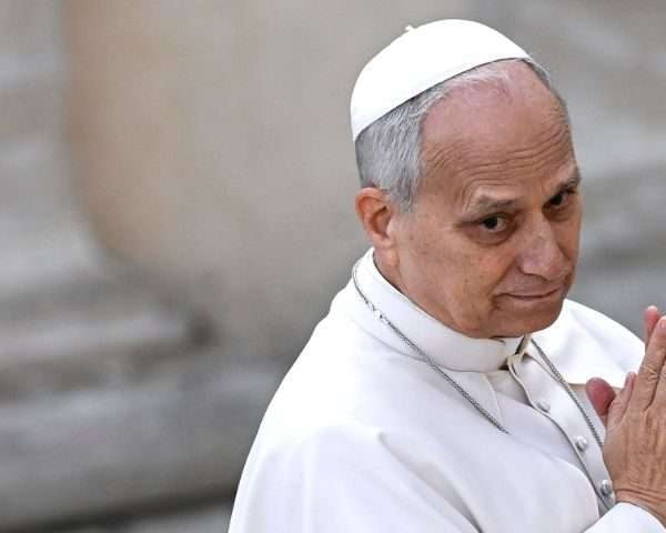 Papa León XIV exige detener a los "sembradores de odio" ante la crisis global