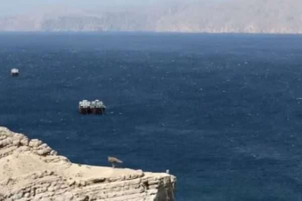 Países del Golfo buscan acuerdo para proteger la navegación en el estrecho de Ormuz