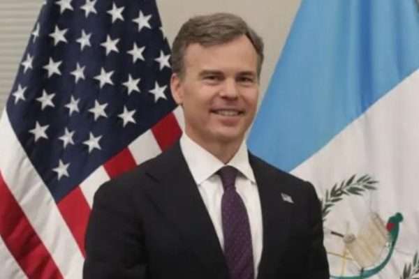 John Barrett: El estratega de escenarios complejos que asume la Embajada de EE. UU. en Caracas