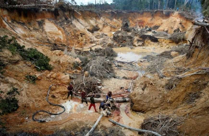 Consejo Comunal de El Dorado exige a Héctor Silva intervenir por muerte de minero y caso SARAD
