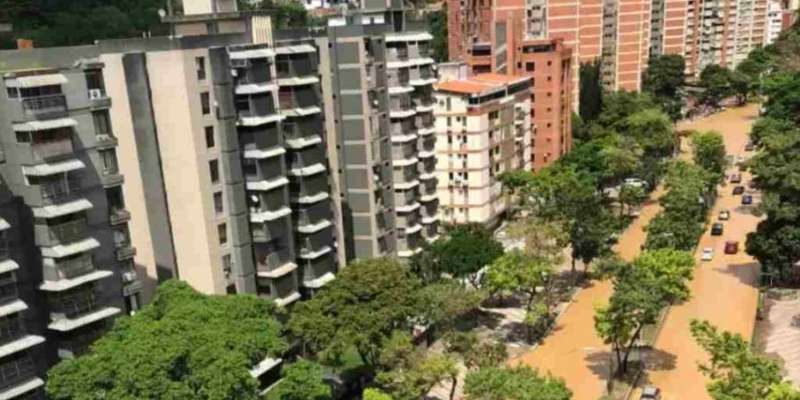 Hidroven culmina soldadura de tubería matriz en El Cafetal e inicia bombeo de agua