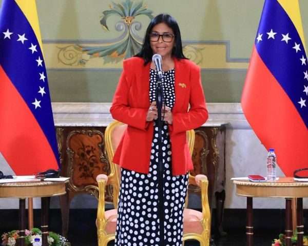 Delcy Rodríguez halaga a Trump: "Es un hombre de acción" en nueva era petrolera